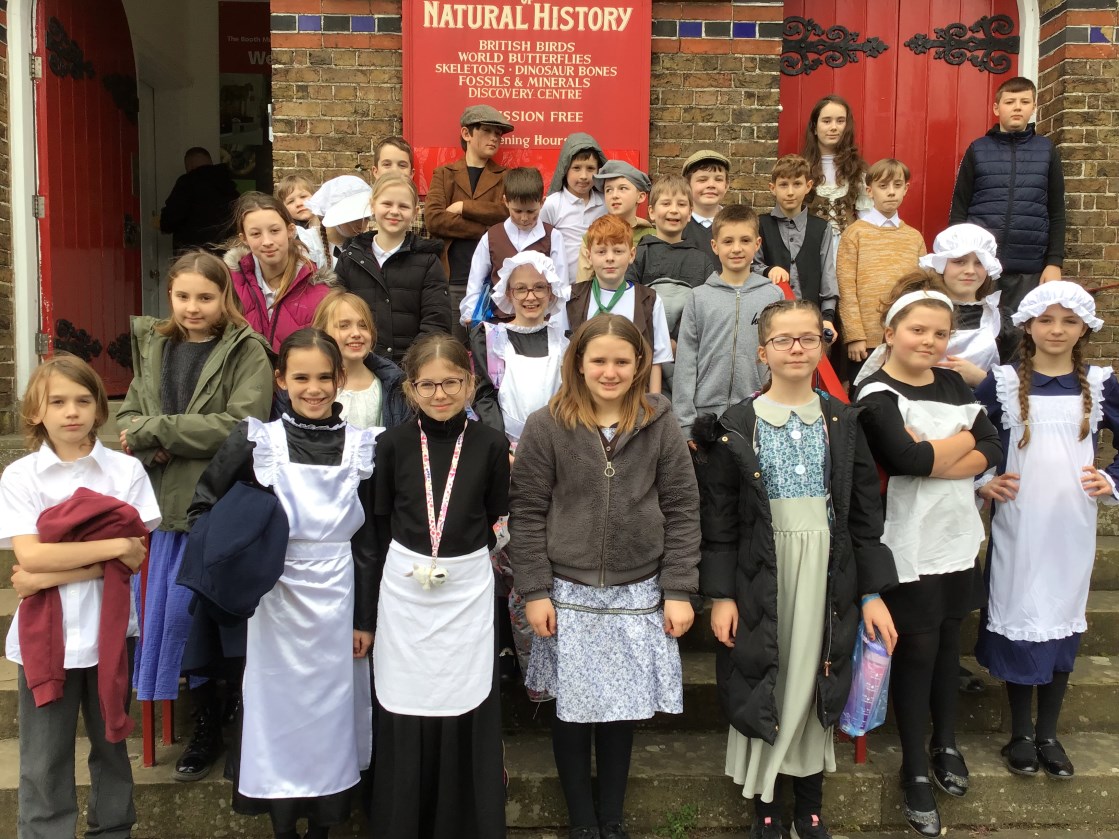 Oaks Trip to Preston Manor and Booth Museum